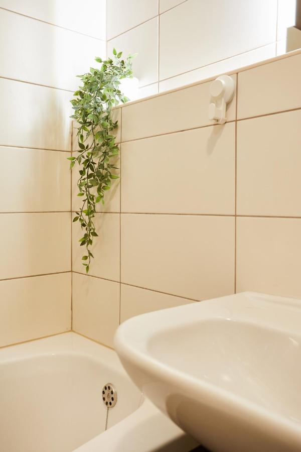 Spacious 2Bdr Apartment Near Business District Zagreb Exterior photo