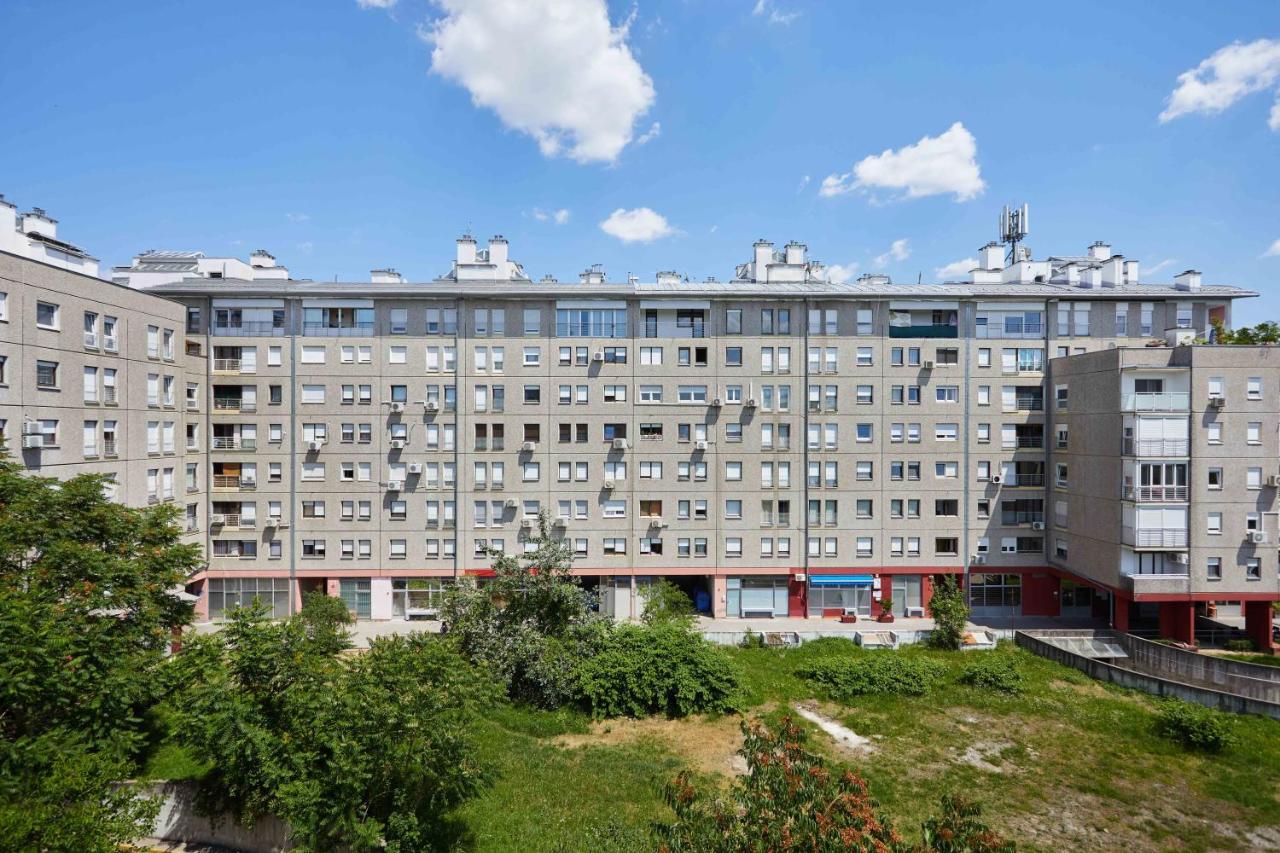 Spacious 2Bdr Apartment Near Business District Zagreb Exterior photo